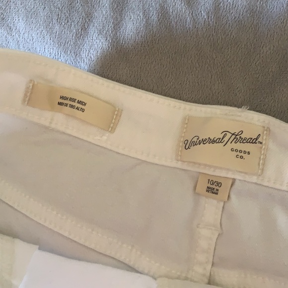 Universal thread shorts size 10 - Picture 4 of 4